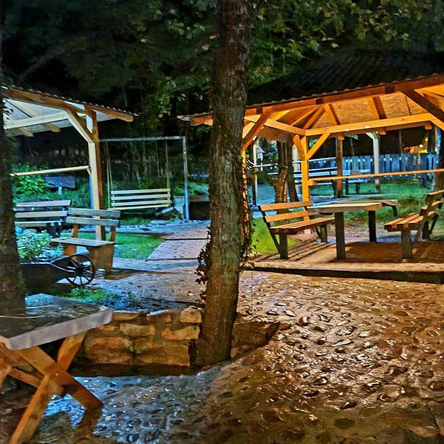 דירות ויטס Etno Selo Bistrovo מראה חיצוני תמונה