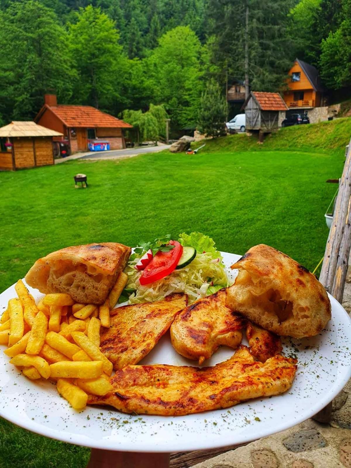 דירות ויטס Etno Selo Bistrovo מראה חיצוני תמונה